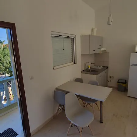 O Kipos Aparthotel 3*