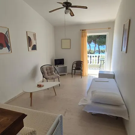 Aparthotel O Kipos Corinth