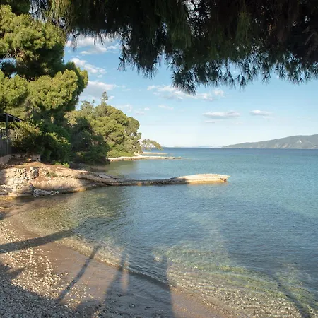 O Kipos Corinth