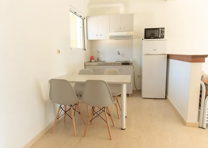 Lägenhetshotell O Kipos Corinth